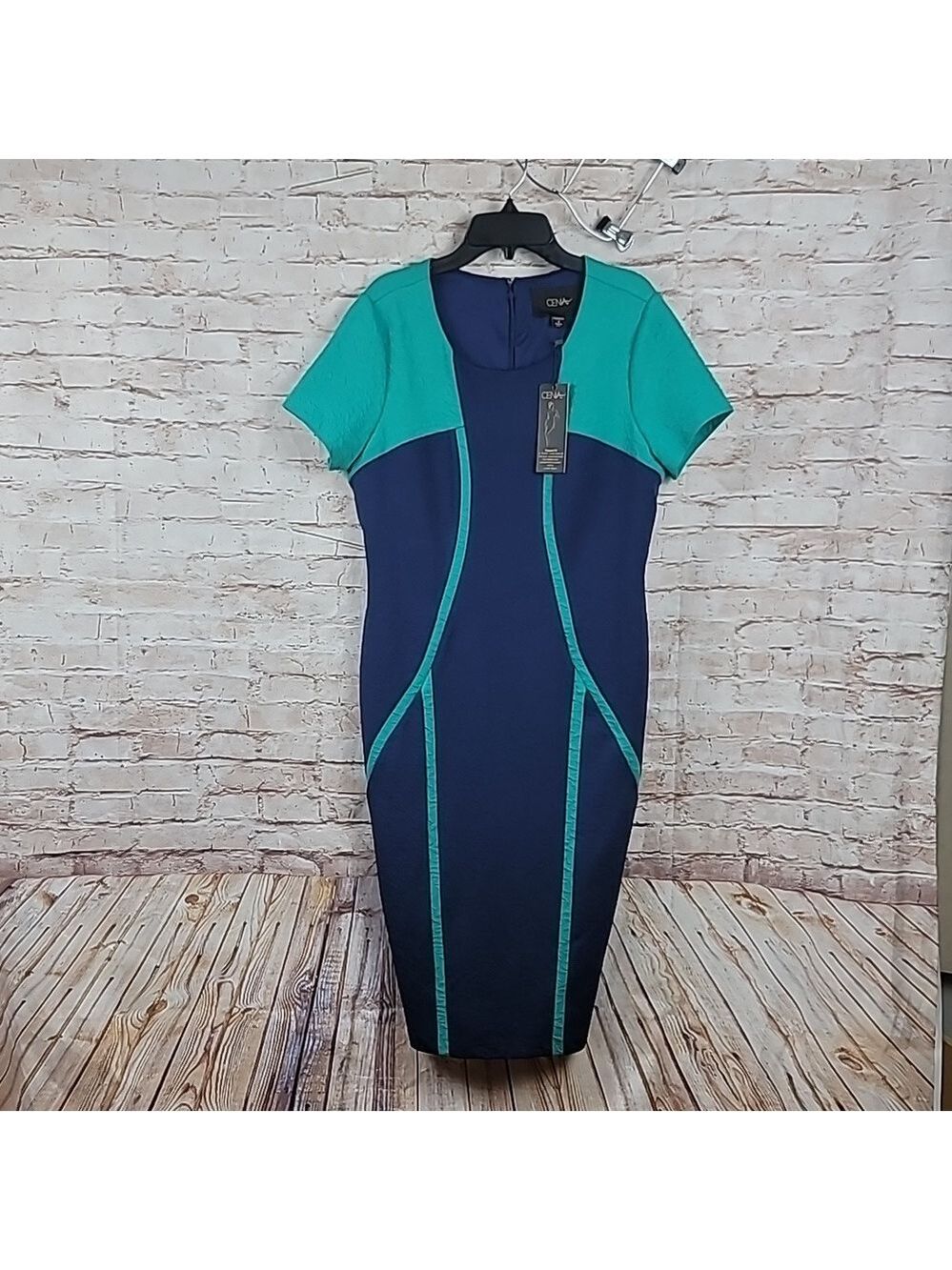 Cenia dress size medium nwt new